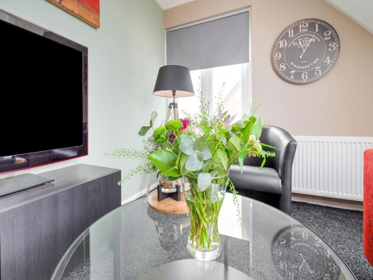 Cozy Holiday Home In Elim With A Furnished Garden Buitenkant foto